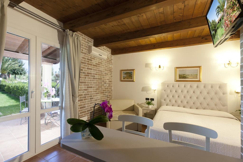 Fattoria Maremmana Aparthotel Marina di Grosseto Kültér fotó